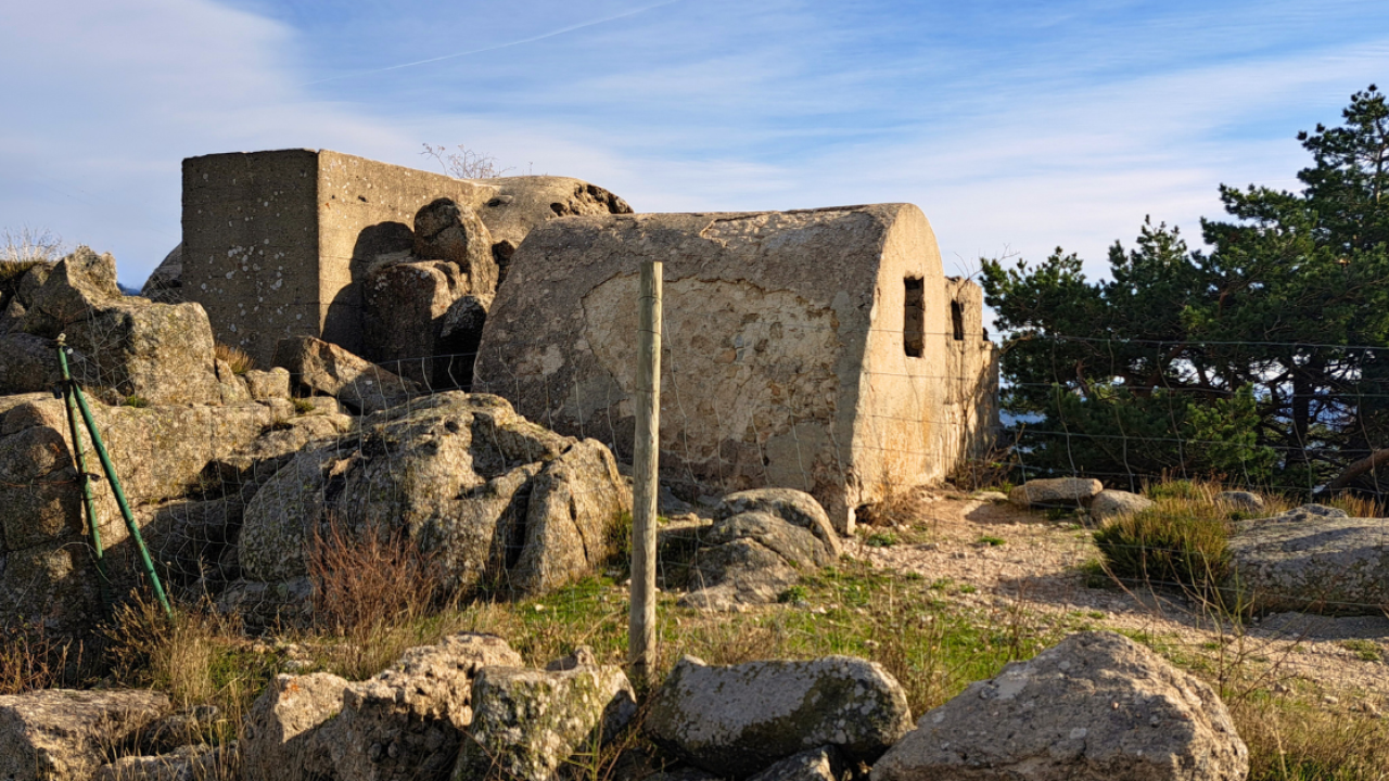 Visita guiada por el Alto del León para conocer restos y lugares históricos de la Guerra Civil.
