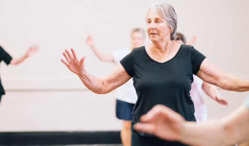 Danza y movimiento en personas mayores 